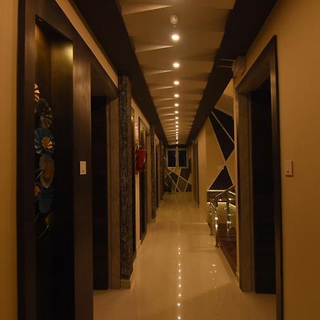 Hotel Atlantis Kumbakonam Kültér fotó