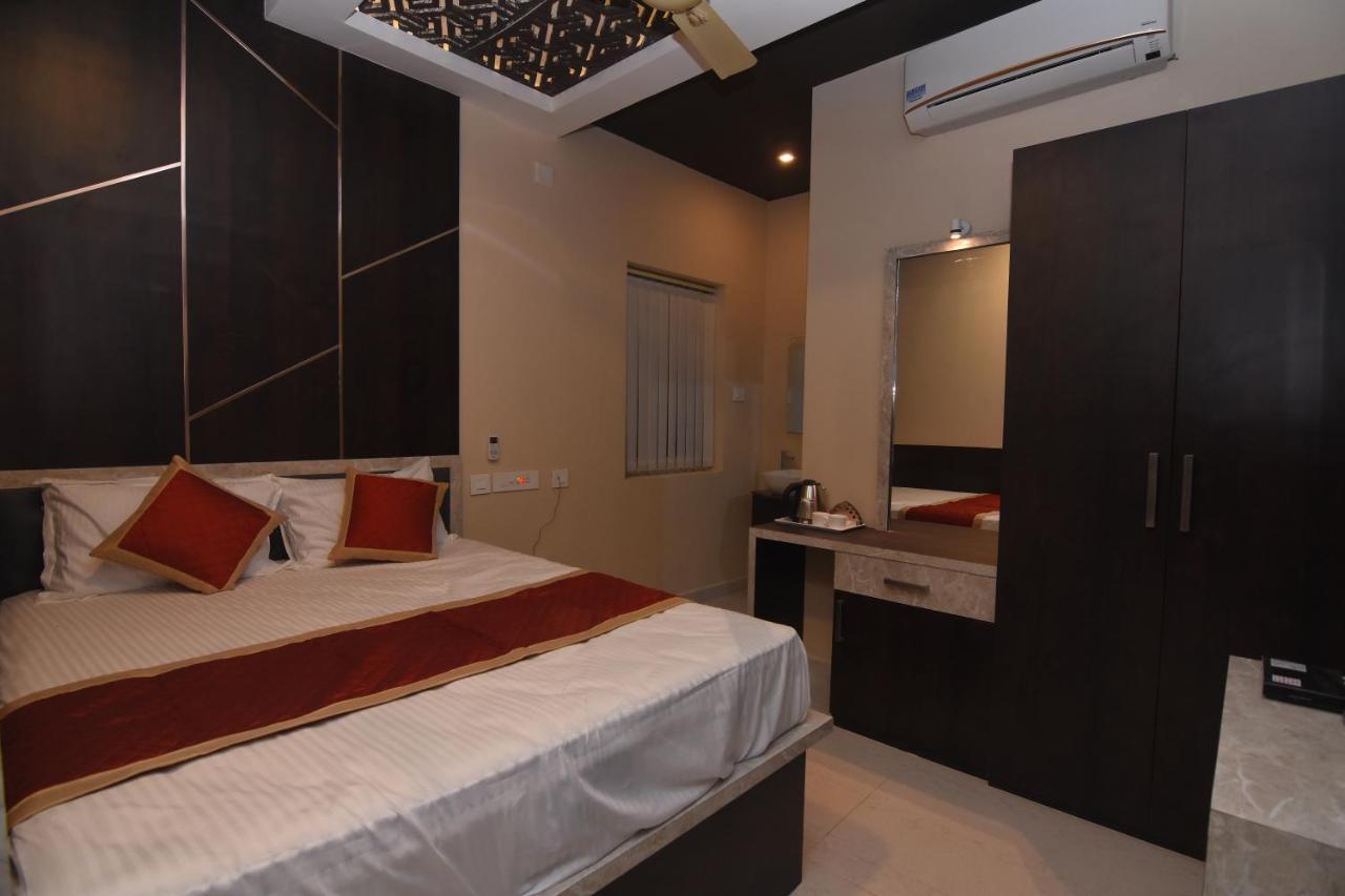 Hotel Atlantis Kumbakonam Kültér fotó